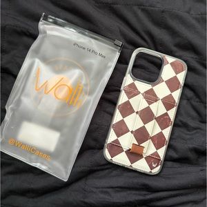 iPhone 14 Pro Max Walli Case